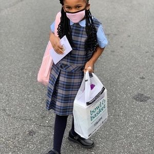 Meet your Posher, Maya